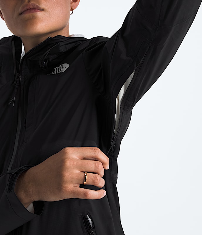 Women's Alta Vista Rain Jacket - Image 7