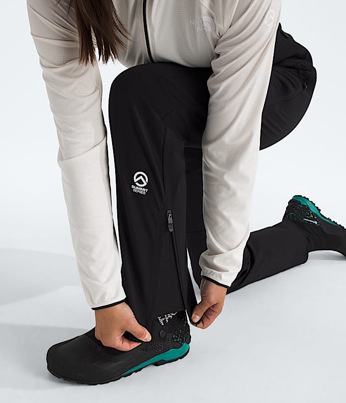 Women's Summit Series Chamlang Soft Shell Pants - Image 4