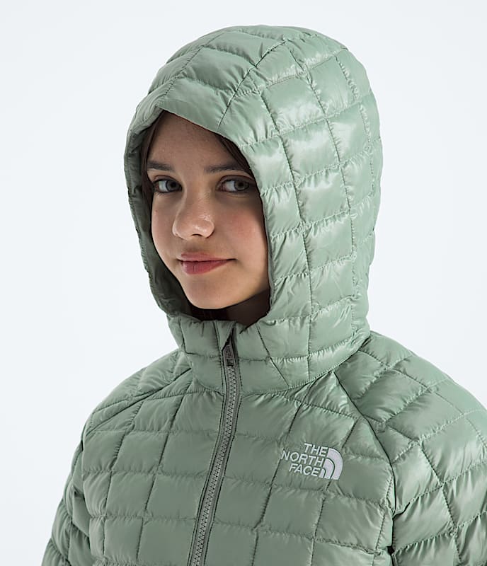 Girls' THERMOBALL? Parka - Image 4