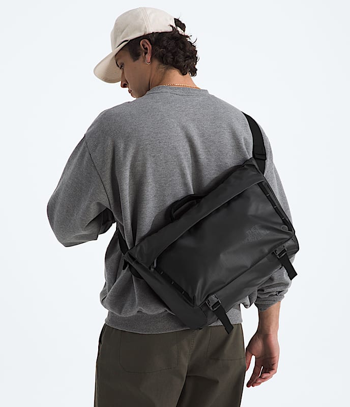 Base Camp Voyager Messenger Bag - Image 4
