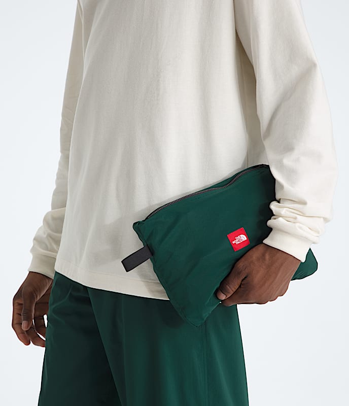 Men's TNF? Red Box Packable Hooded Wind Jacket - Image 5
