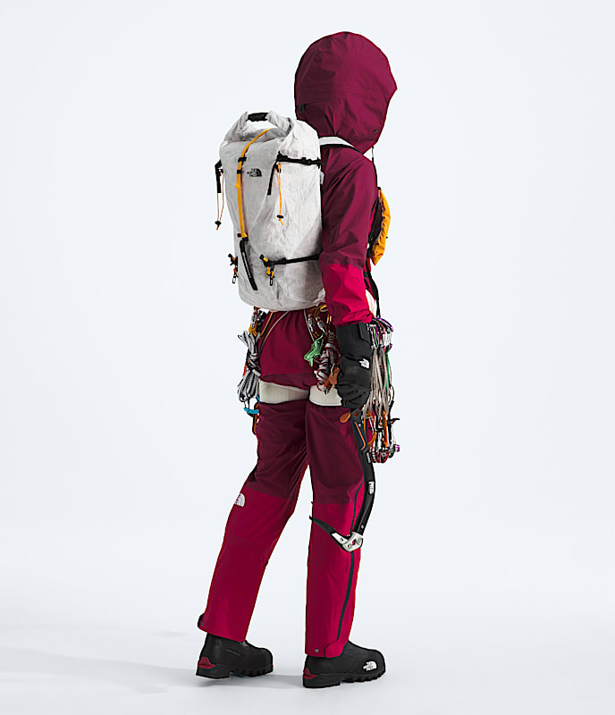 Summit Series Advanced Mountain Kit 25L Pack - Image 4